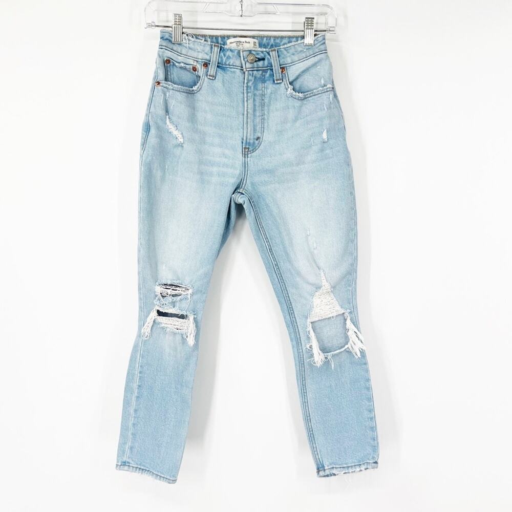 Abercrombie & Fitch Curve Love The Skinny Jeans High Rise SHORT